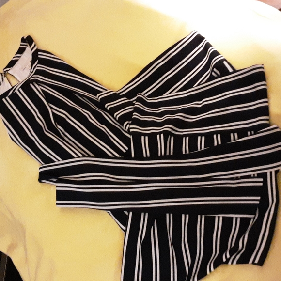 Striped jumpsuit - Picture 7 of 7